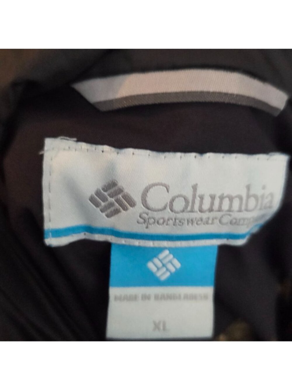 Columbia Black Hooded Puffer Jacket Lightweight Outdoor Size XL Gorpcore • Outdo - Picture 8 of 10